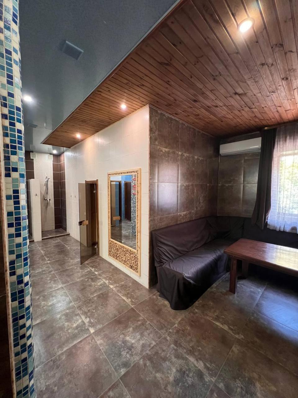 Hotel Complex Khutor à Velyka Omelyana Extérieur photo