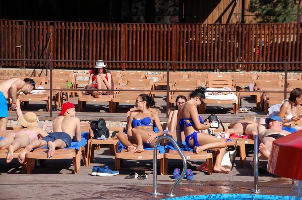 Hotel Complex Khutor à Velyka Omelyana Extérieur photo